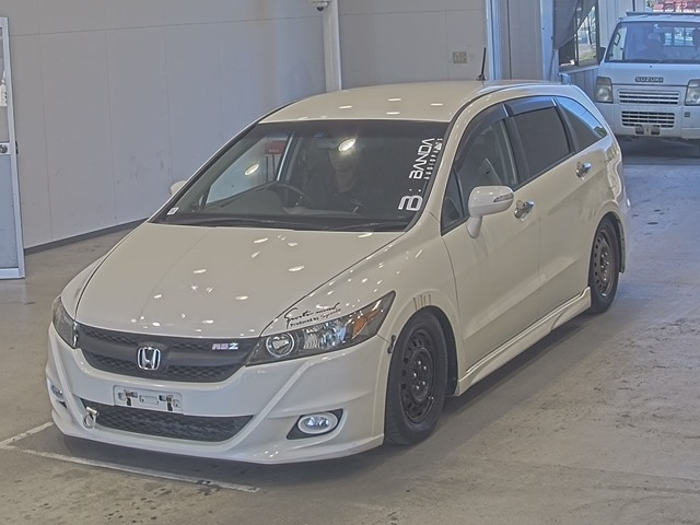 HONDA STREAM 2009