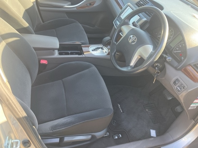 TOYOTA ALLION 2013
