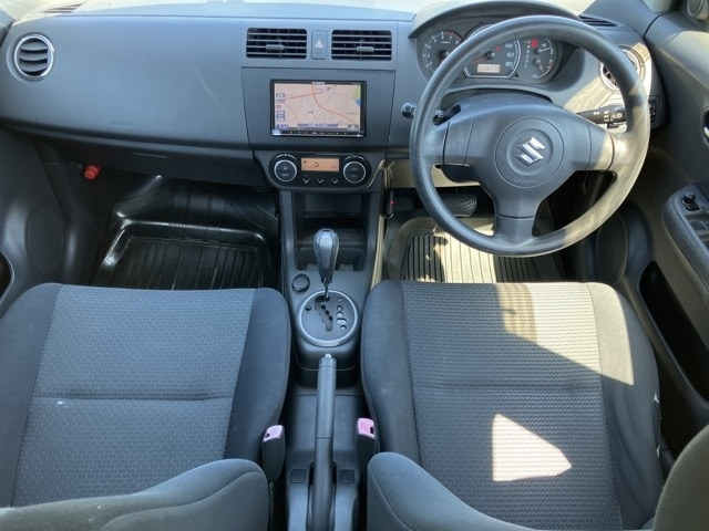 SUZUKI SWIFT 2010