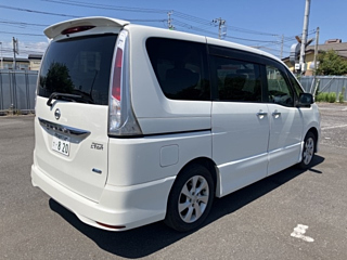 NISSAN SERENA 2012