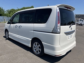 NISSAN SERENA 2012
