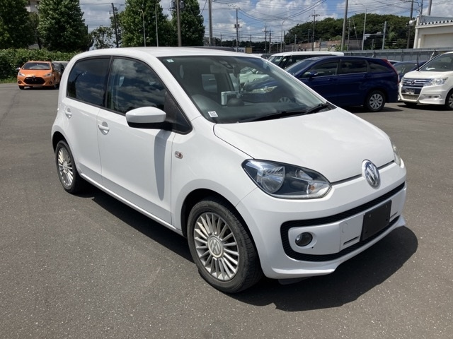 VOLKSWAGEN UP 2013