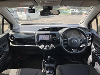 TOYOTA VITZ 2018
