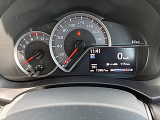 TOYOTA VITZ 2018