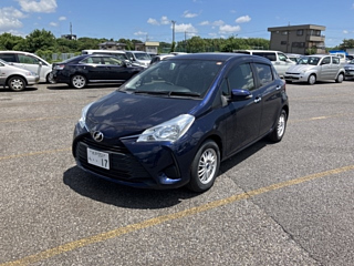 TOYOTA VITZ 2018