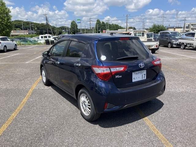 TOYOTA VITZ 2018