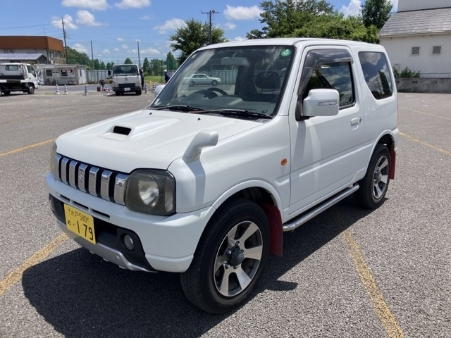 SUZUKI JIMNY 2011