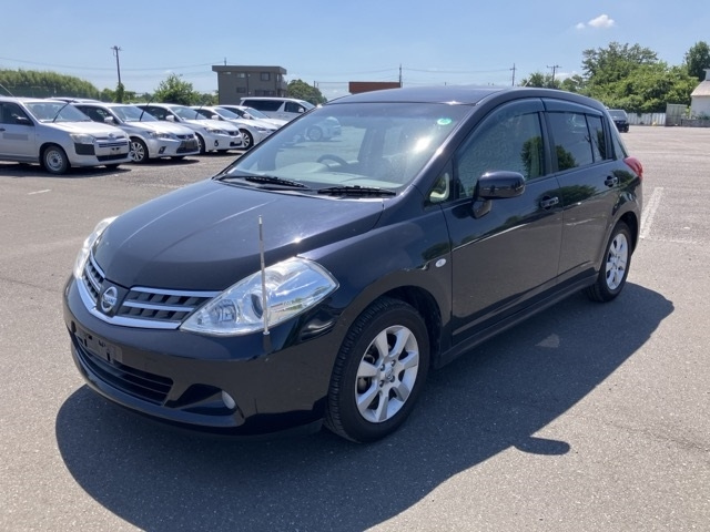 NISSAN TIIDA 2009