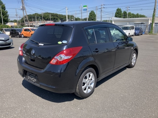NISSAN TIIDA 2009