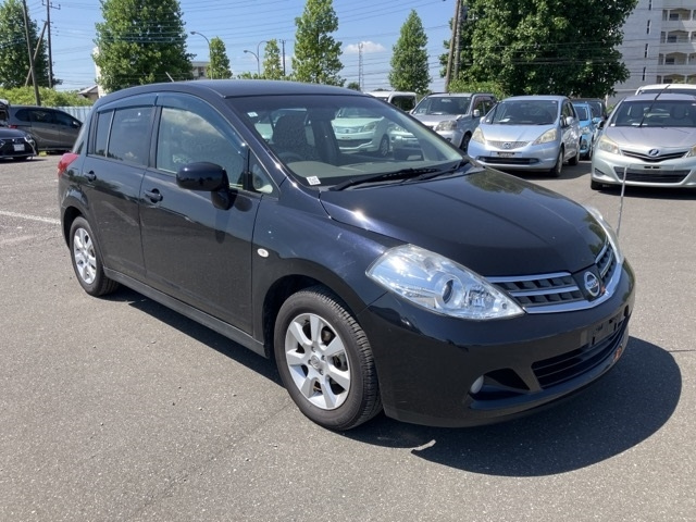 NISSAN TIIDA 2009