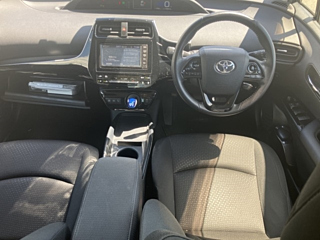 TOYOTA PRIUS 2020