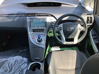 TOYOTA PRIUS 2014