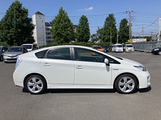 TOYOTA PRIUS 2014