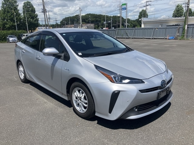 TOYOTA PRIUS 2020