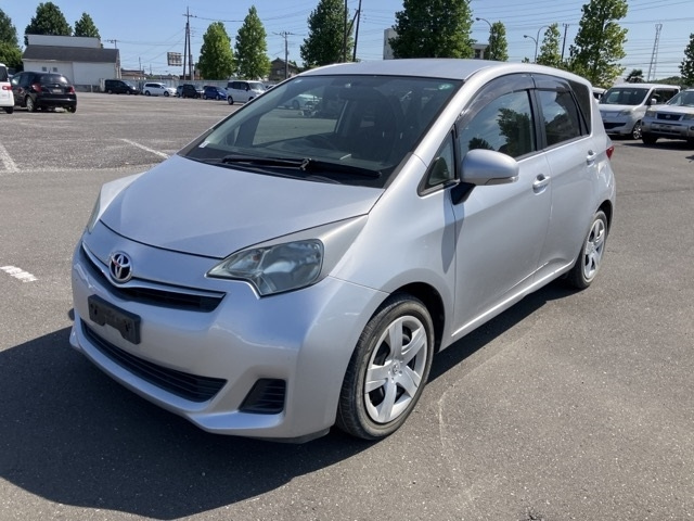 TOYOTA RACTIS 2011