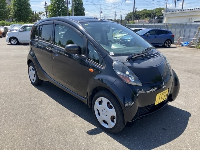 MITSUBISHI I 2010