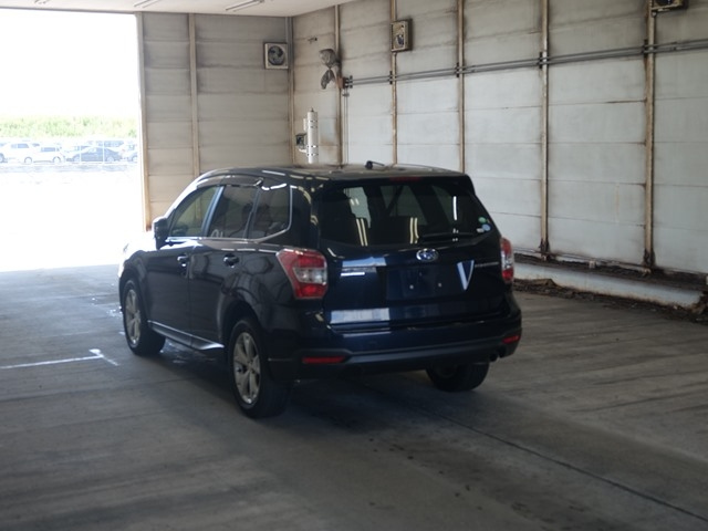 SUBARU FORESTER 2014