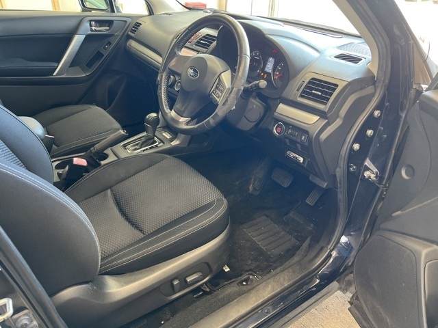 SUBARU FORESTER 2014