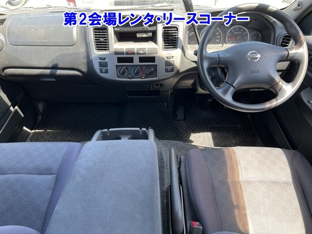NISSAN CARAVAN 2009