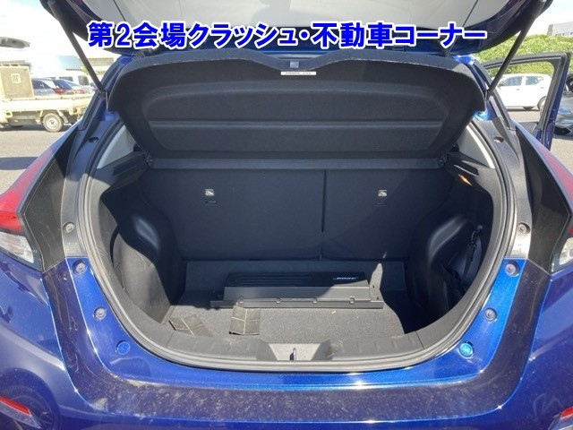 NISSAN LEAF 2018