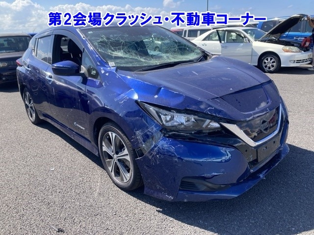 NISSAN LEAF 2018
