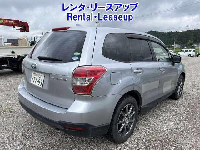 SUBARU FORESTER 2015