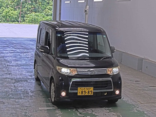DAIHATSU TANTO 2011