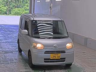 DAIHATSU TANTO 2008