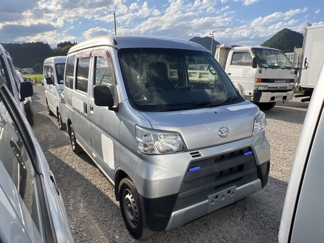 DAIHATSU HIJET VAN 2019