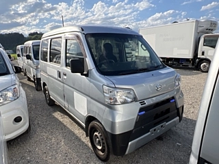 DAIHATSU HIJET VAN 2019