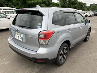 SUBARU FORESTER 2017