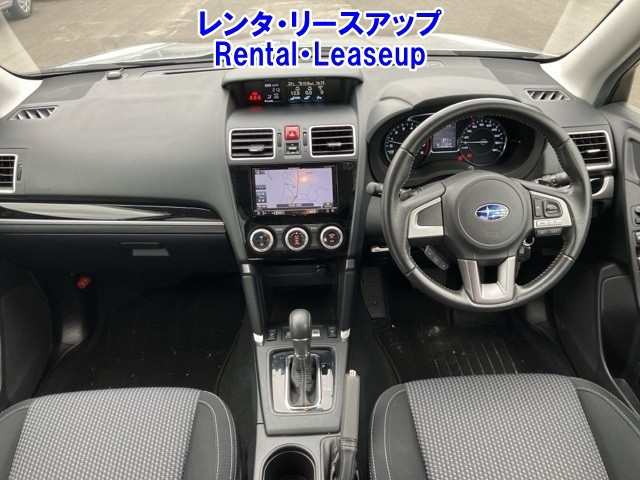 SUBARU FORESTER 2017
