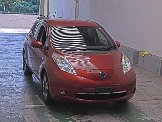 NISSAN LEAF 2017