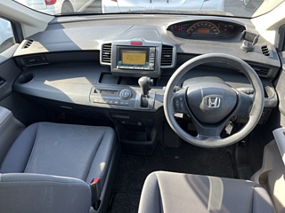 HONDA FREED 2008