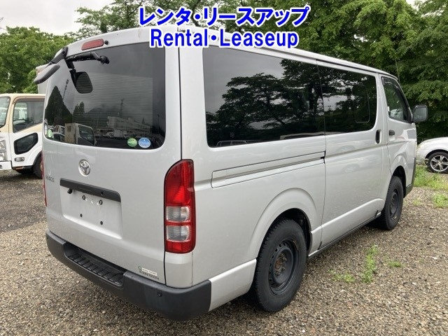 TOYOTA HIACE VAN 2019