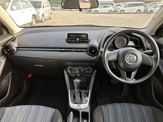 MAZDA DEMIO 2016