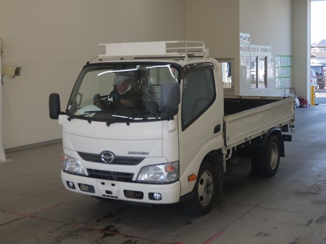 HINO DUTRO 2014