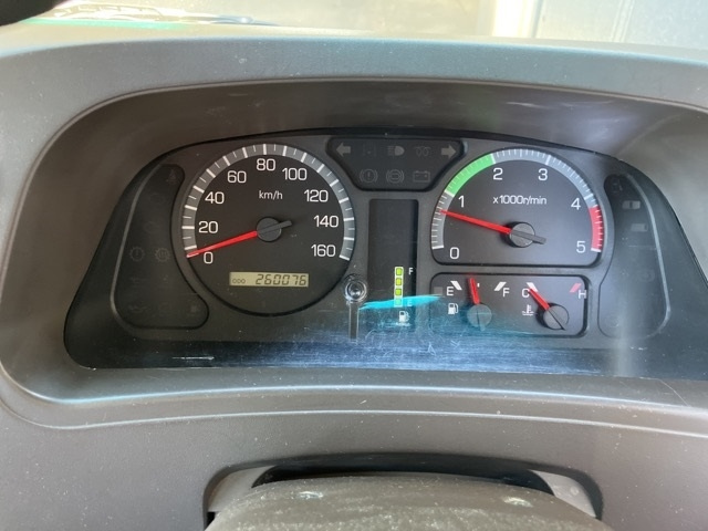 MITSUBISHI ROSA 2016