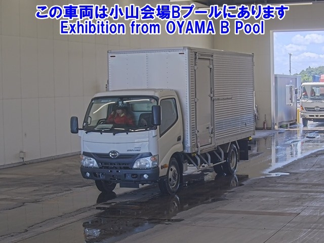 HINO DUTRO 2016