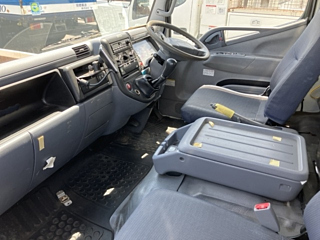MITSUBISHI CANTER 2010