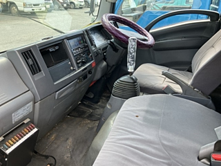 ISUZU ELF 2011