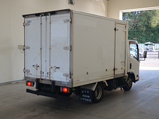 ISUZU ELF 2011