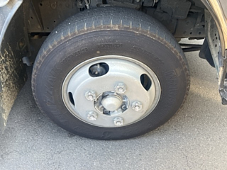 ISUZU ELF 2010