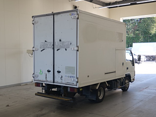 ISUZU ELF 2010