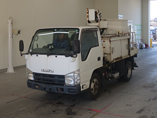 ISUZU ELF 2011