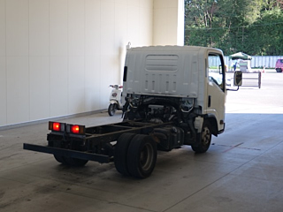 NISSAN ATLAS 2011