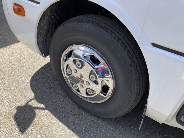 MITSUBISHI ROSA 2018