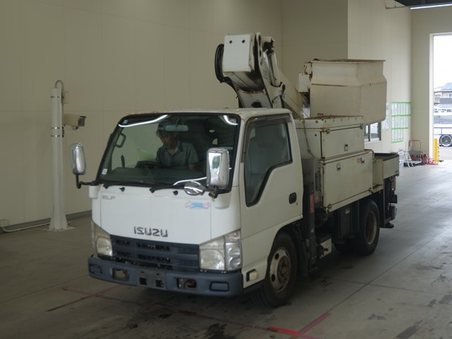 ISUZU ELF 2009