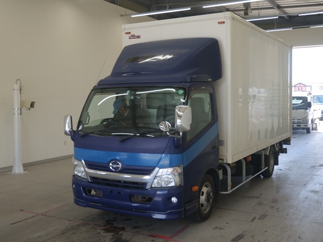 HINO DUTRO 2015