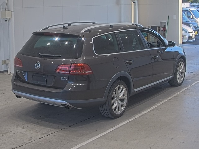 VOLKSWAGEN PSSAT ALLTRACK 2012